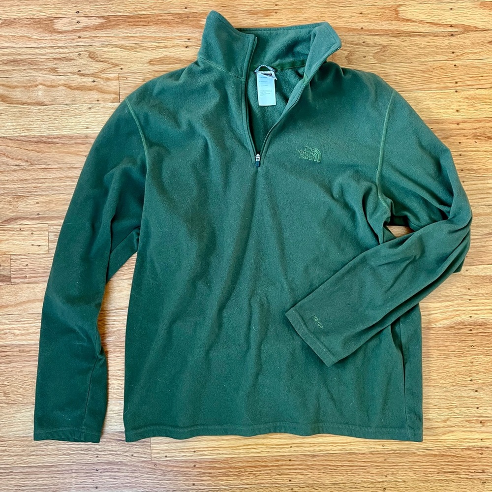 Green north face quarter zip fleece